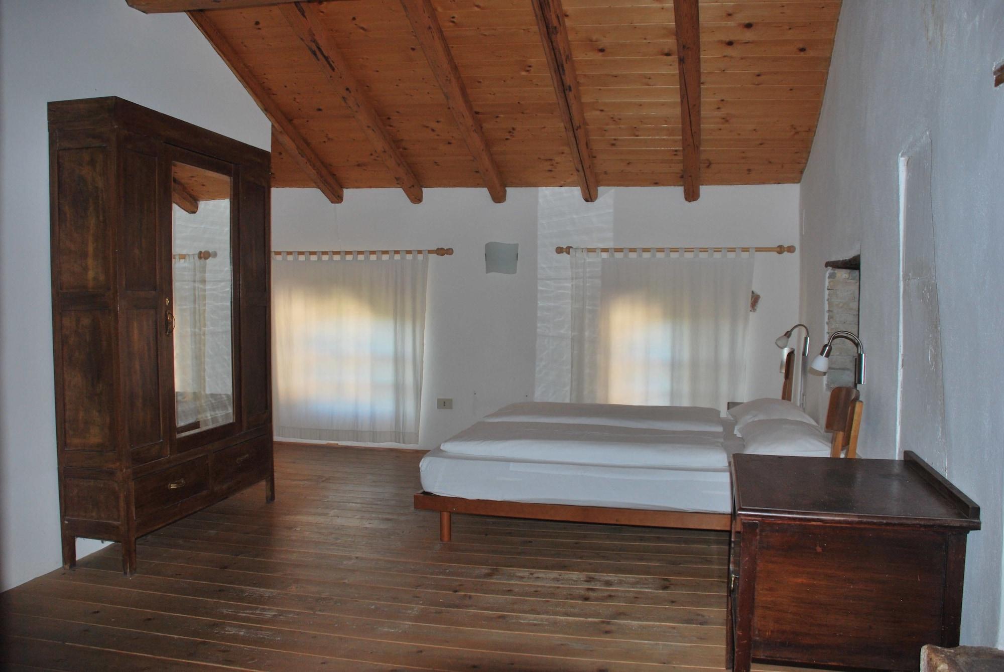 Bed and Breakfast La Tinassara Лацизе Екстер'єр фото